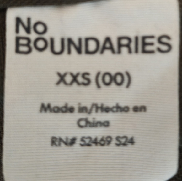 Y2K No Boundaries Semi Sheer Floral Mesh Lace Cami Top. - Picture 8 of 9